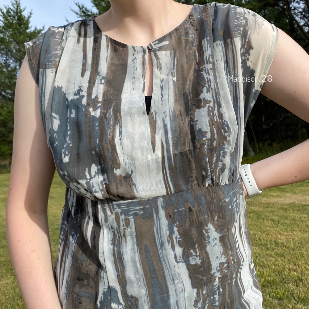 CAbi Watercolor Painted Tunic 651 Gray Keyhole M